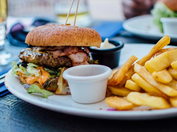 Burger & Chips